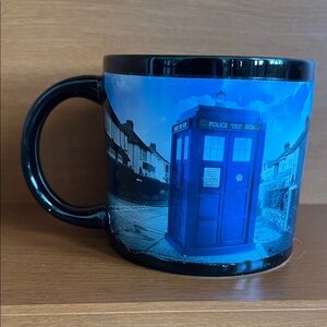 Dr. Who Disappearing Tardis Mug